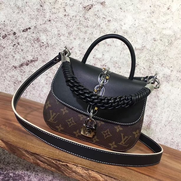 Fake 1:1 2017 louis vuitton original chain it bag bb monogram M44114 JH00773qF80
