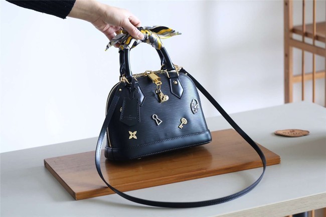 Fake Louis vuitton original ALMA BB M52884 Black JH01361zK58