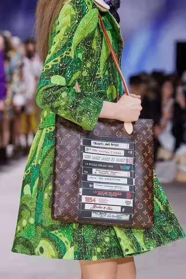 High Imitation Louis Vuitton Original Monogram Canvas M44778 JH00705mt35