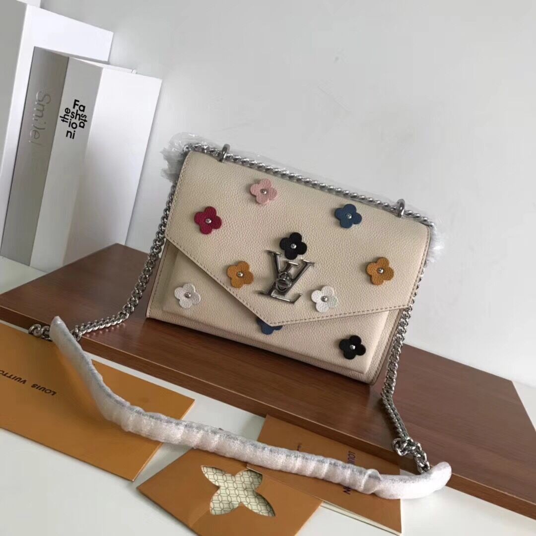 Louis vuitton Original Leather Evening Bag Clutch Love Note replica M54500 cream JH00116eO46