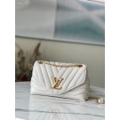 Imitation Louis vuitton NEW WAVE CHAIN BAG M58549 Ivory JH00047fJ59