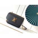 Replica Louis Vuitton Original Lockme chain small handbag M57067 black JH00381yi85