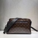 Replica Luxury Louis vuitton original CAMERA BAG M43884 brown JH01807hA88