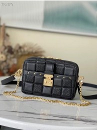 Imitation High Quality Louis Vuitton TROCA PM M59116 black JH00011dN21