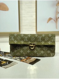 Imitation Louis Vuitton Denim Clutch bag M44472 green JH01106aM93